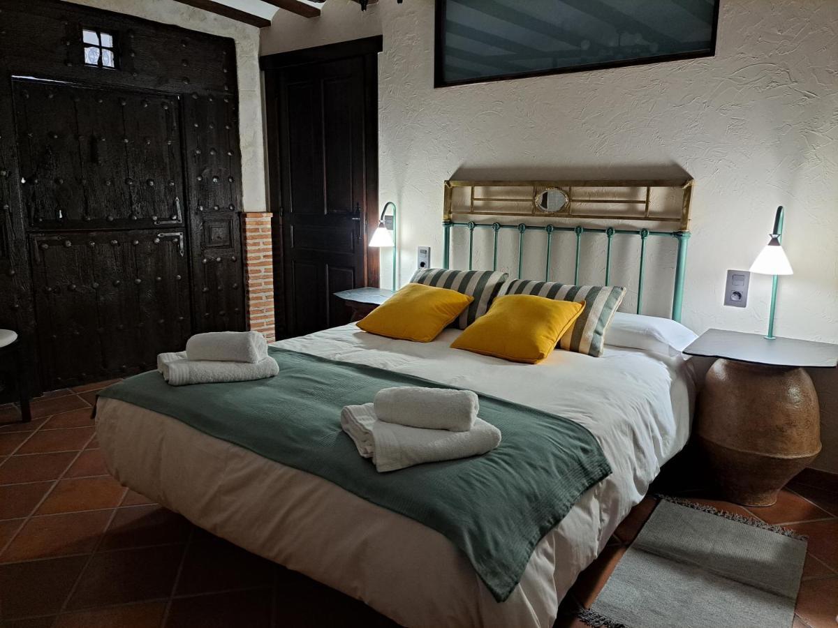 Casa Rural La Bodega, Ofrece Cata De Vino Gratis Horche Екстериор снимка