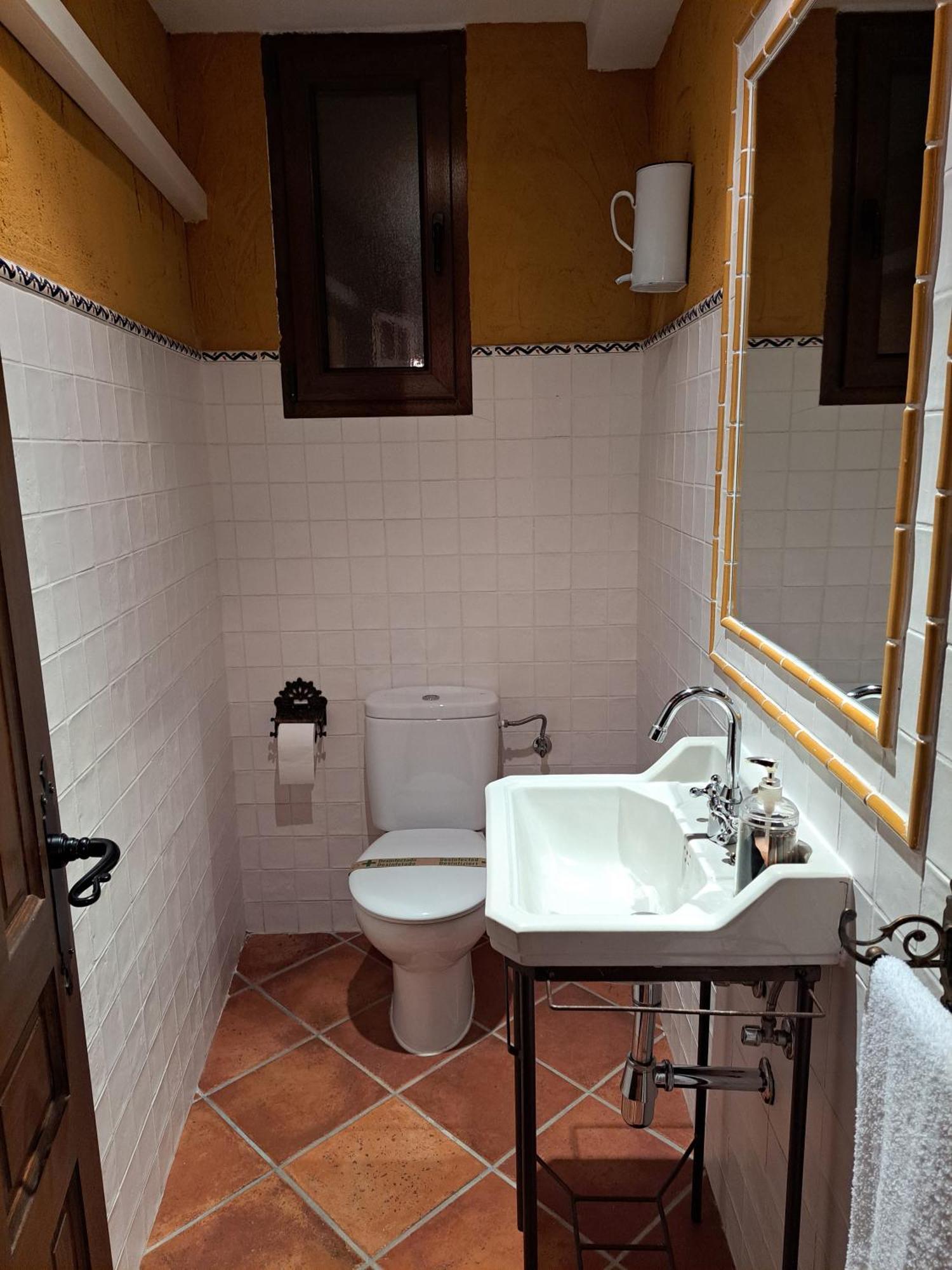 Casa Rural La Bodega, Ofrece Cata De Vino Gratis Horche Екстериор снимка