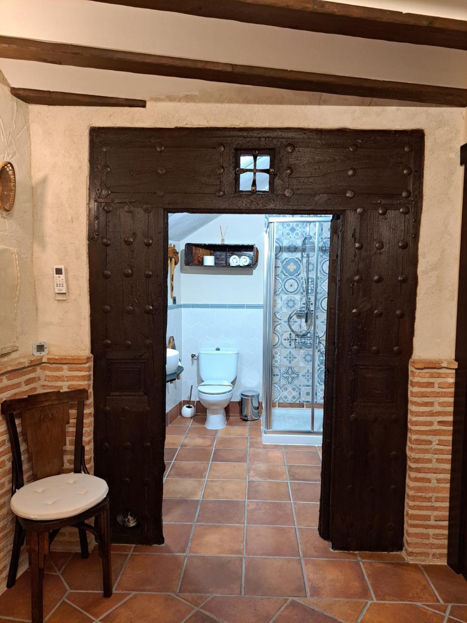 Casa Rural La Bodega, Ofrece Cata De Vino Gratis Horche Екстериор снимка